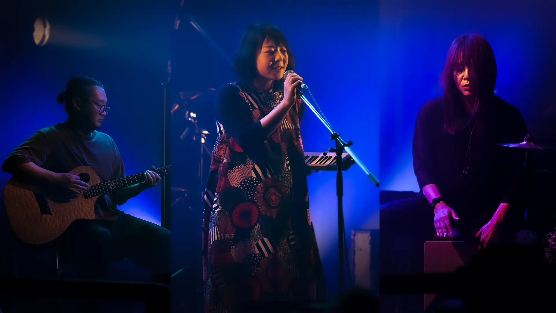 &Freeks 背景画像